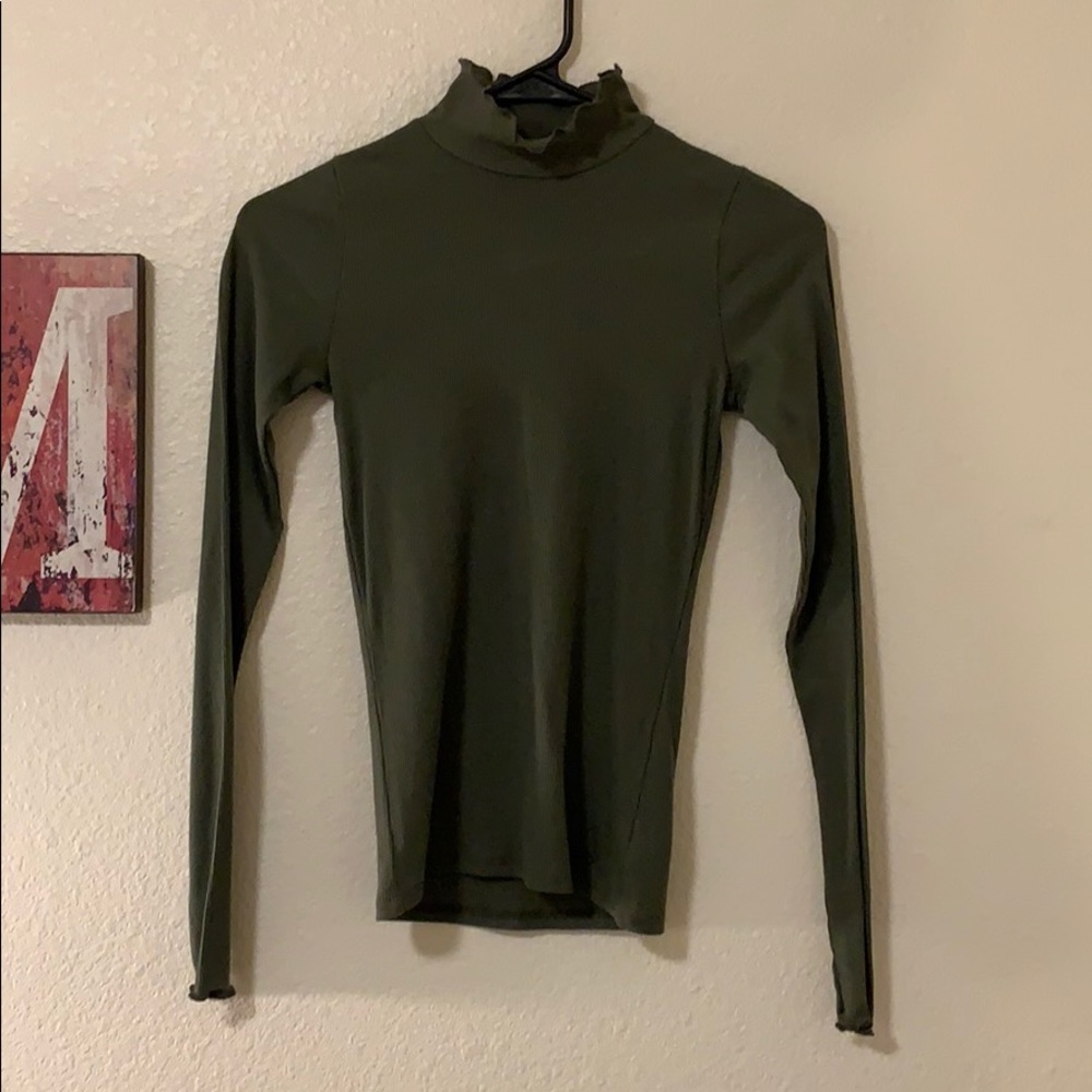 Hollister fitted stretchy turtle neck